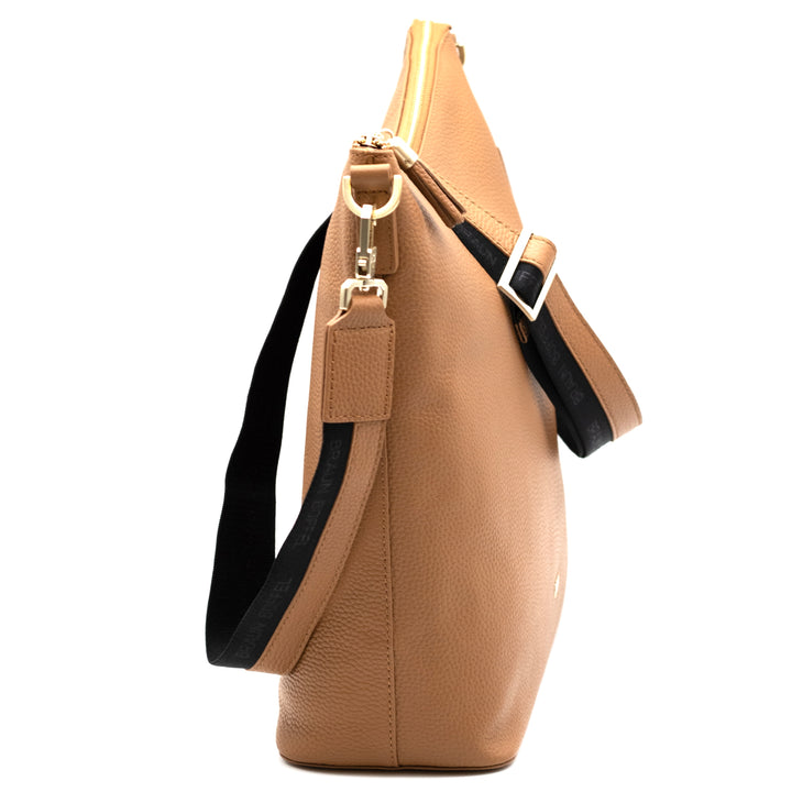 Hanna Hobo Bag M<br>Umhängetasche