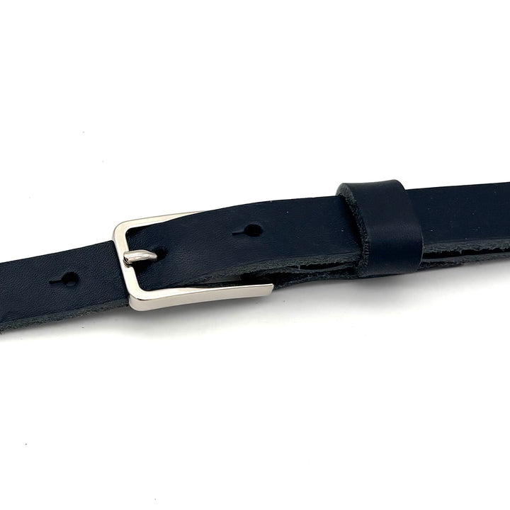Detailansicht Dornschließe 20 mm Edelstahl glänzend aus Zinkdruckguss für 20 mm Ledergürtel