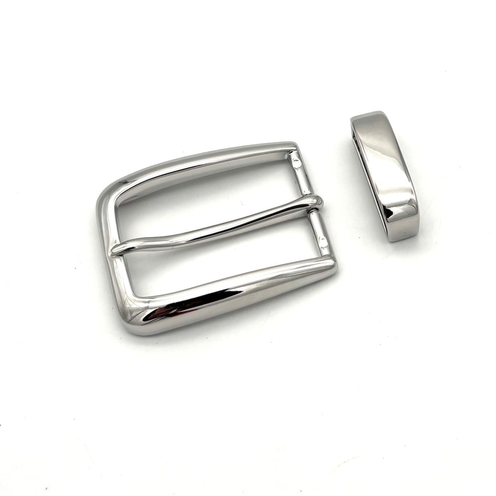 Dornschließe 35 mm Edelstahl Hochglanz mit Metallschlaufe für 35 mm Druckknopfgürtel Vorderansicht
