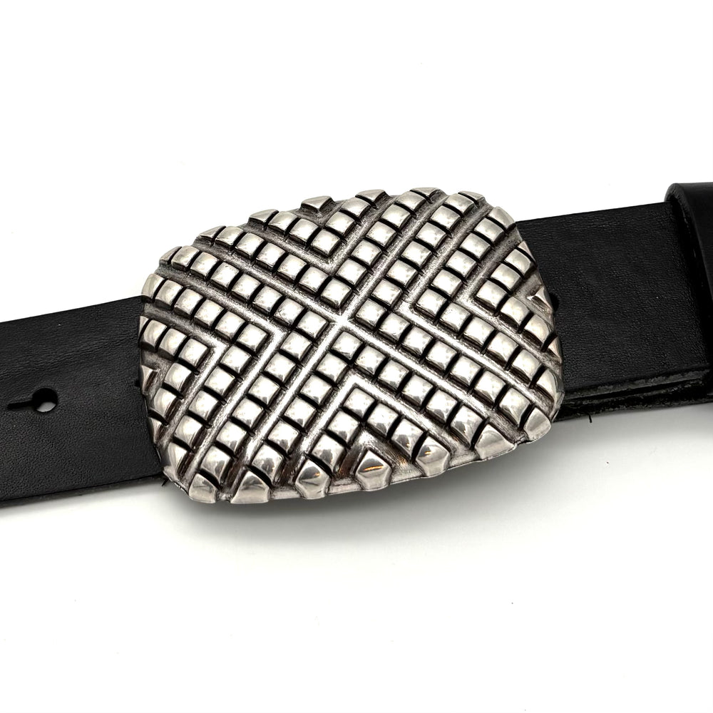 Gürtelschließe 40mm versilbert mit schwarzen Akzenten