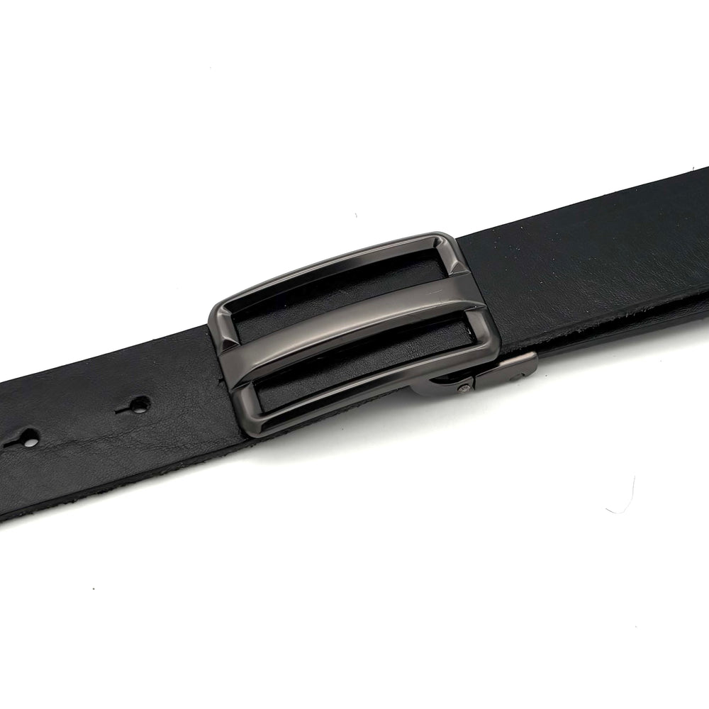 Detailansicht Klemmschließe 35 mm geschwärzt matt mit Klemmmechanismus für 35 mm Lederriemen