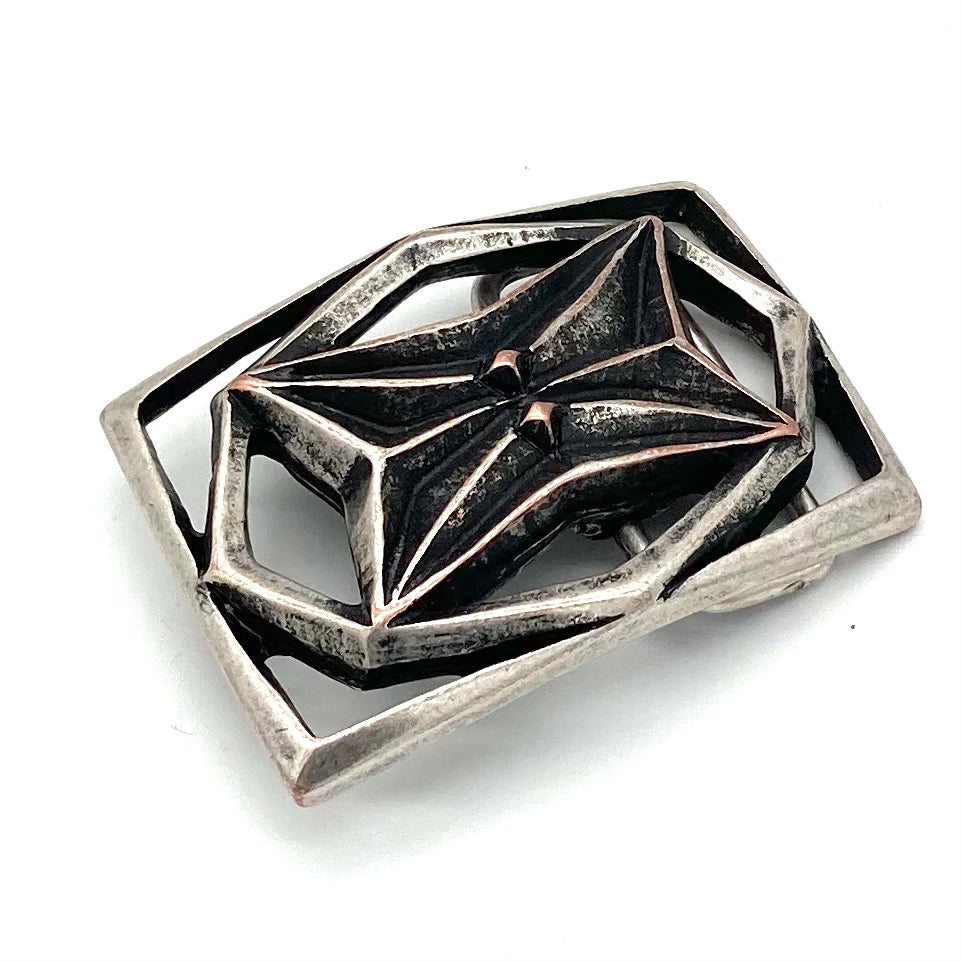 Buckle 40mm mit Stern im Rahmen