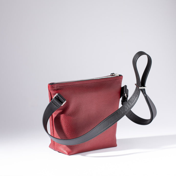Schultertasche<br>Helsinki M